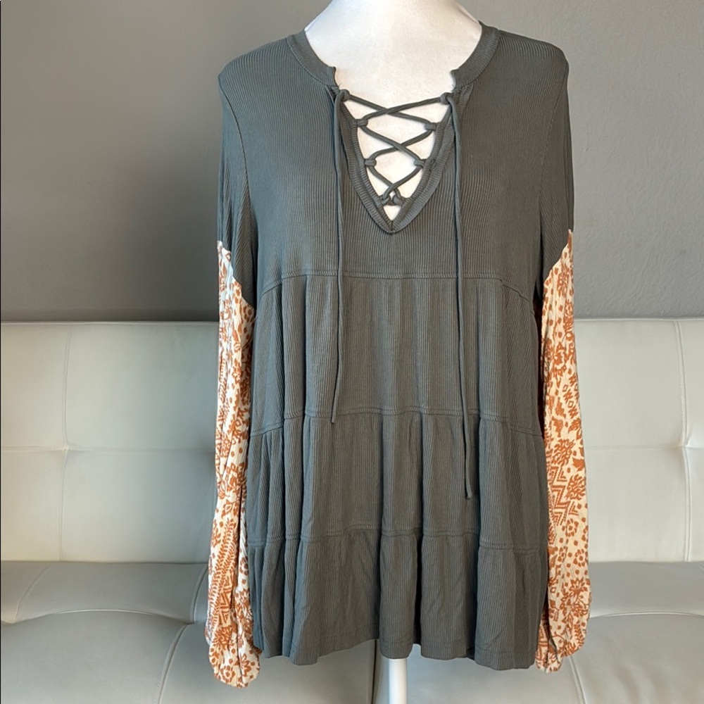 Gimmicks by BKE Gray and Orange Lace-Up Tiered Tunic - Oversized Relaxed Fit